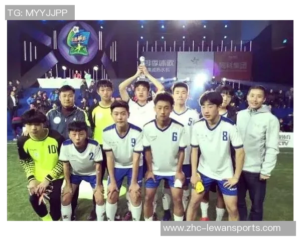 我的足球队长带领我们走向胜利的荣耀与成长之路