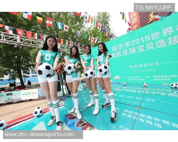 韩国足球宝贝魅力四射的精彩瞬间尽在这里，快来欣赏她们的动人风采吧